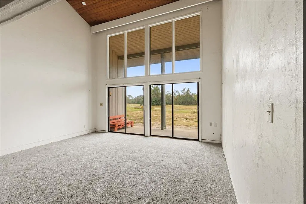 1 bed, 974 sqft, $925 — Photo 2