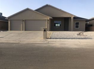 561 Montecito Dr, Alamogordo, NM 88310