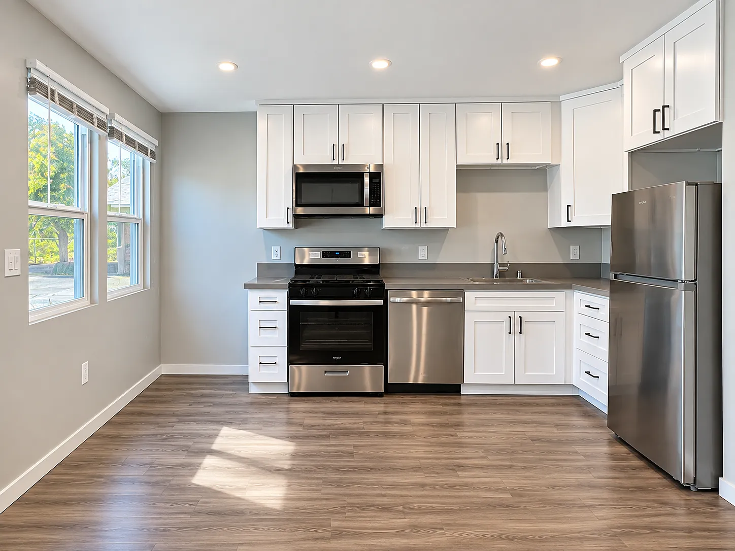 1 bed, 504 sqft, $2,300 — Photo 1