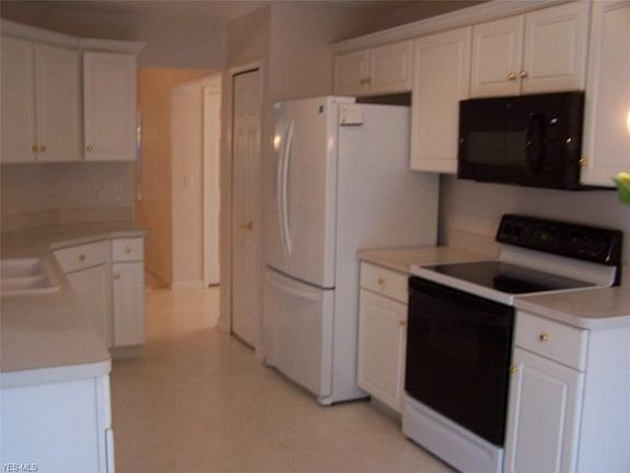 5th image of 7299 Lilac Ct #14A