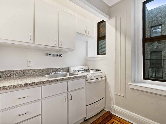 4th image of 43-09 40th St #F5