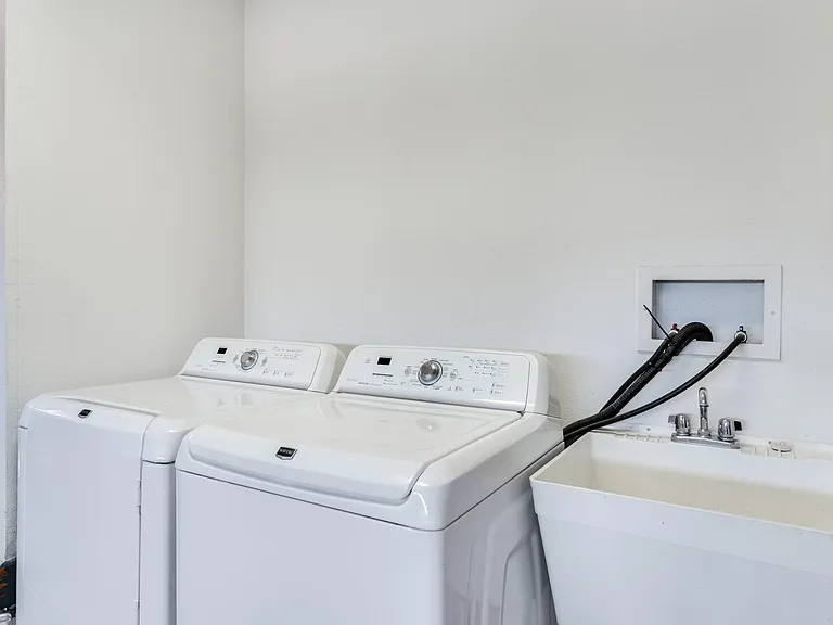 15304 W Heritage Dr — Photo 29