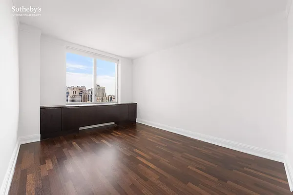 Rented by Sotheby's International Realty | media 5