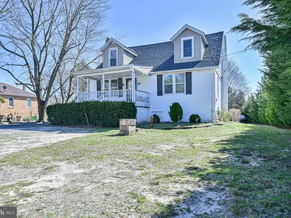 305 Russell Ave, Vineland, NJ 08360