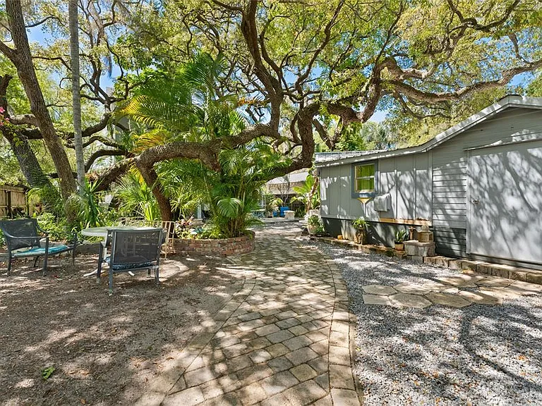 515 Crystal Beach Ave — Photo 40