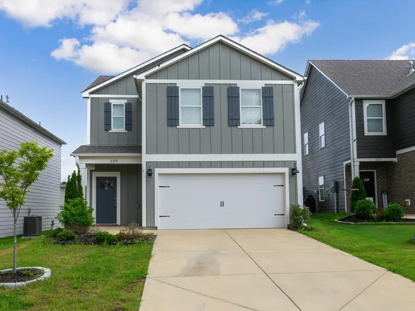 229 Chelsea Park Cir, Chelsea, AL 35043