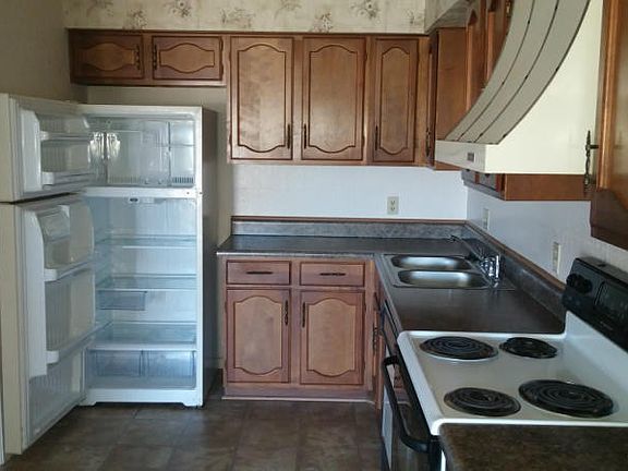 4th image of 4202 Walnut Hills Dr APT B