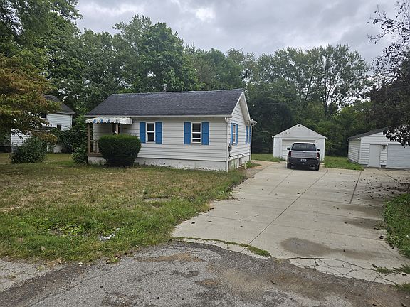 2nd image of 1969 Newdale Ave
