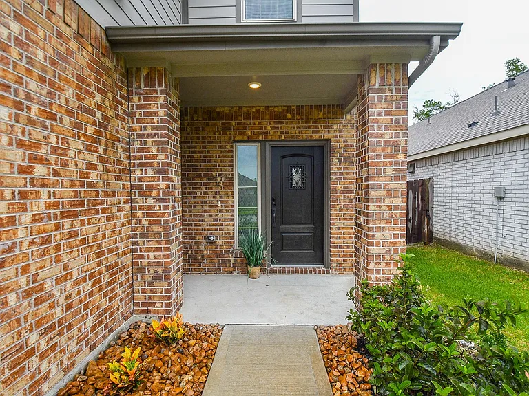22707 Bolanzo Ln — Photo 29