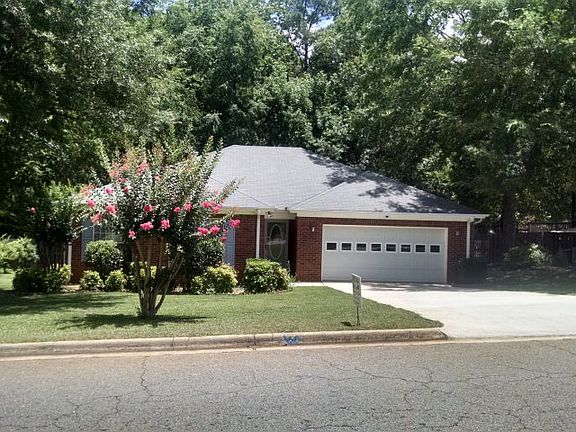 2nd image of 4615 Brittany Dr