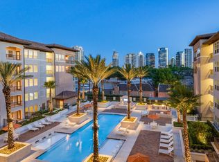 807 S Post Oak Ln #1421, Houston, TX 77056