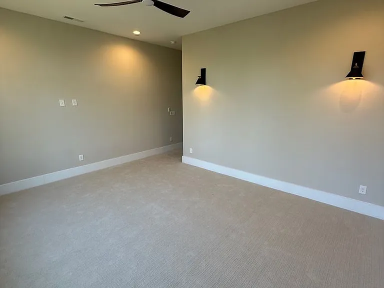 110 Frazier Ave — Photo 9