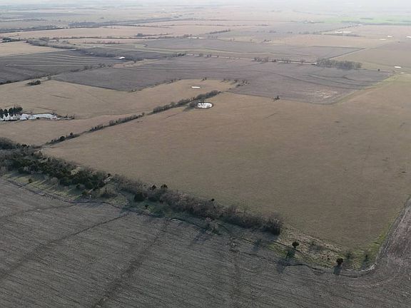 3rd image of 165 Jay Rd