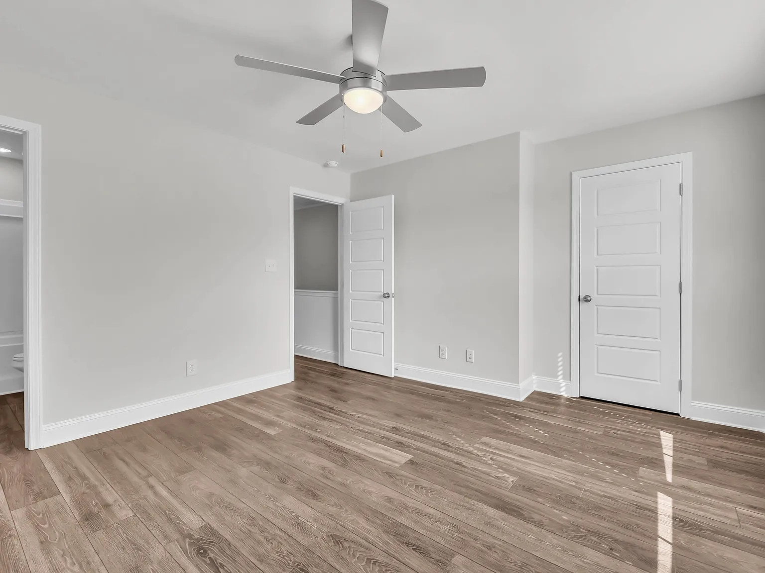 217 Limestone Point Drive - 1 — Photo 3