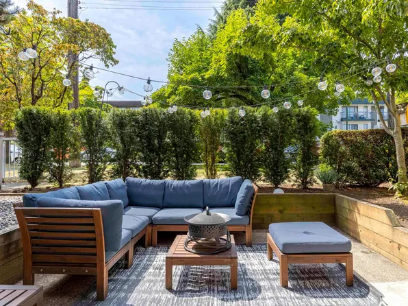 2121 W 5th Ave #103, Vancouver, BC V6K 1S1