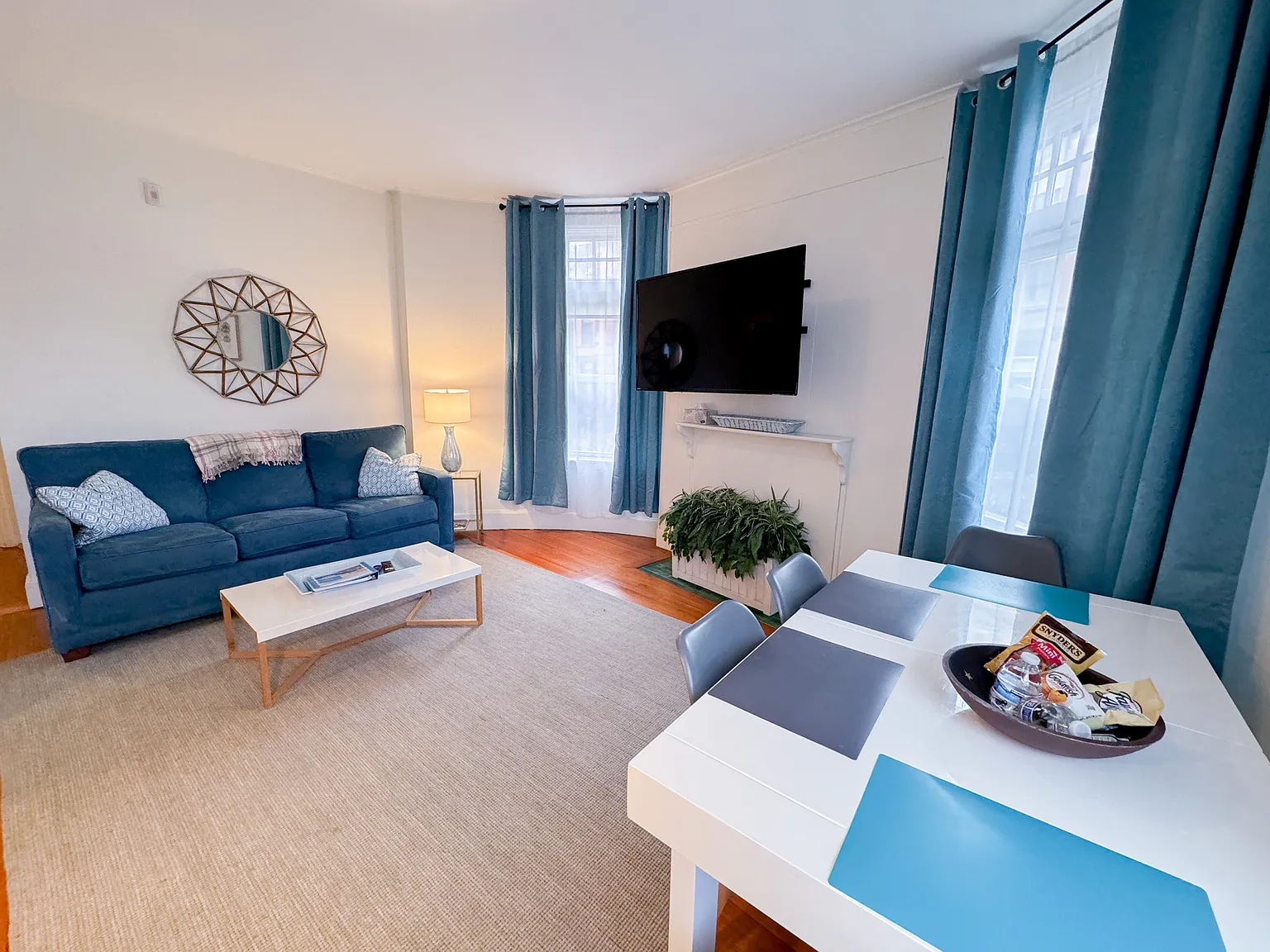 1 bed, 800 sqft, $4,800 — Photo 4
