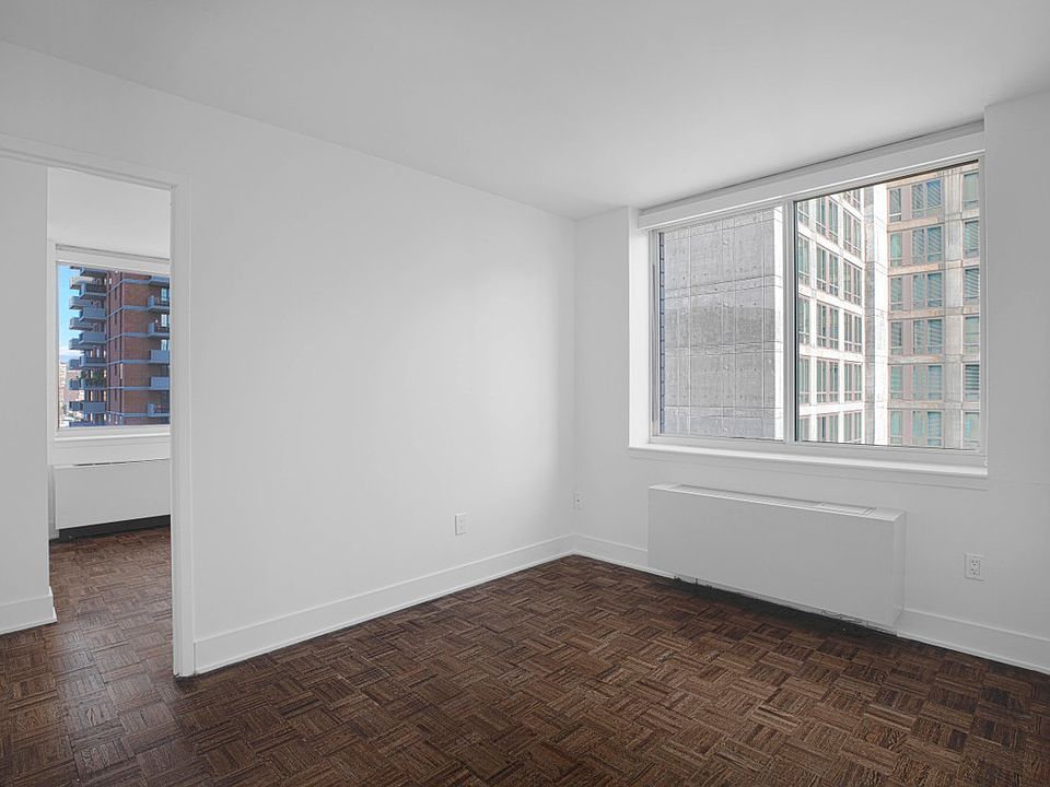 1st image of 420 W 42nd St APT 17B