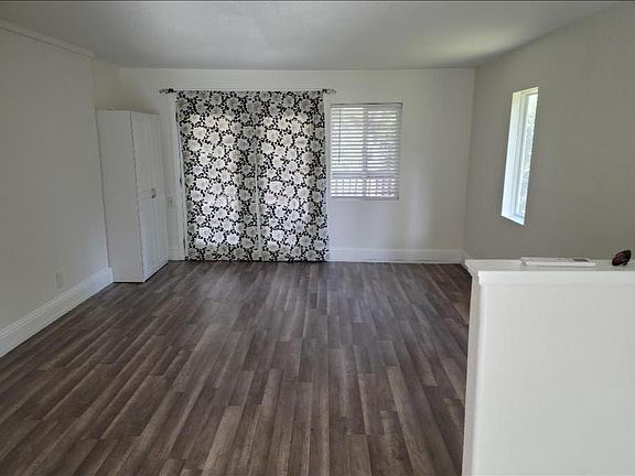 3rd image of 1760 Tecolote Dr #1