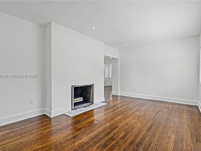 3500 Ponce De Leon Blvd #3500 — Photo 5