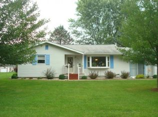 104 Ellen St, Marshall, IL 62441