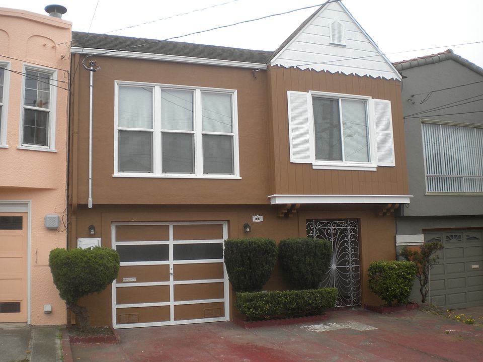 1st image of 137 W Moltke St