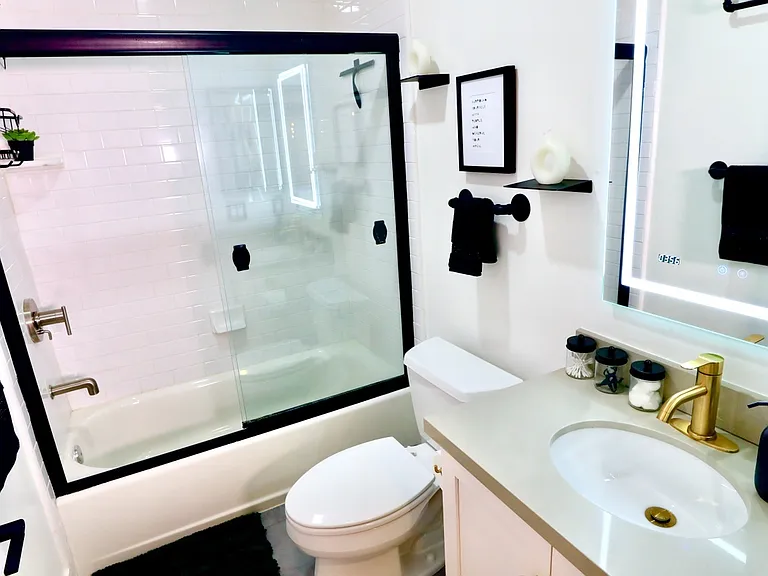 4702 Fulton Ave #302 — Photo 9