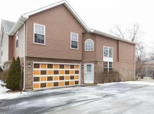 15500 Greenwood Rd, Dolton, IL 60419