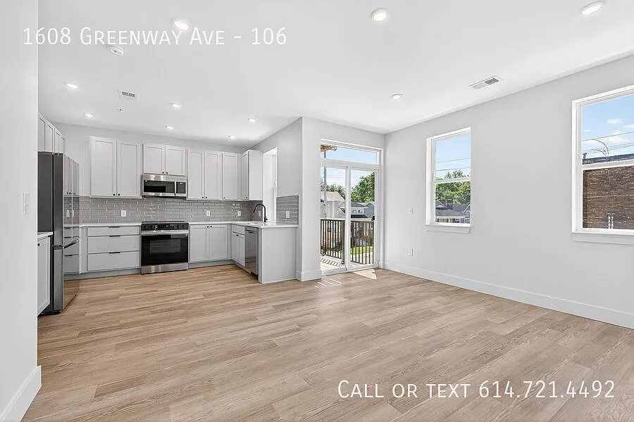 Building Photo - 1608 Greenway Ave #106