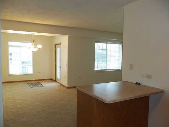 5th image of 1404 Newman Ln #1404