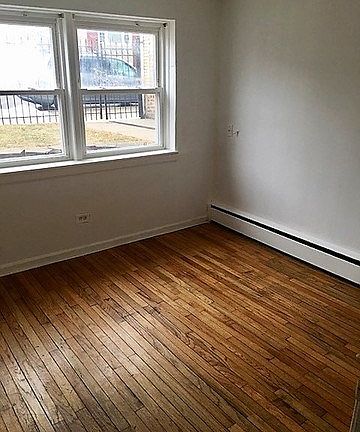 3rd image of 6952 W Diversey Ave APT 1S