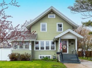 617 Grove St, Oshkosh, WI 54901