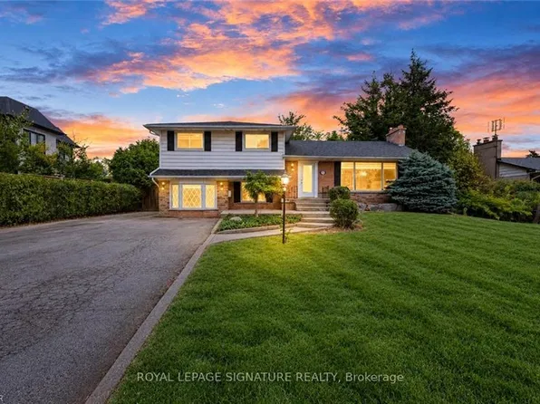 251 3rd Line, Oakville, ON L6L 4A2