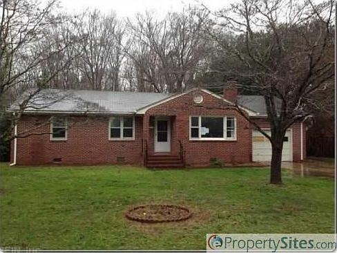 2nd image of 2608 Smithson Dr