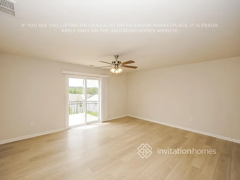 364 Hollingswood Dr — Photo 5