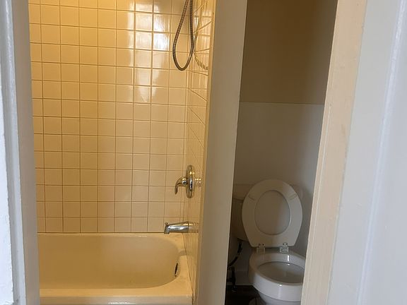 2nd image of 5287 N Main St #5