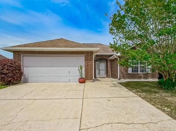 330 Penn Mill Lakes Blvd, Covington, LA 70435
