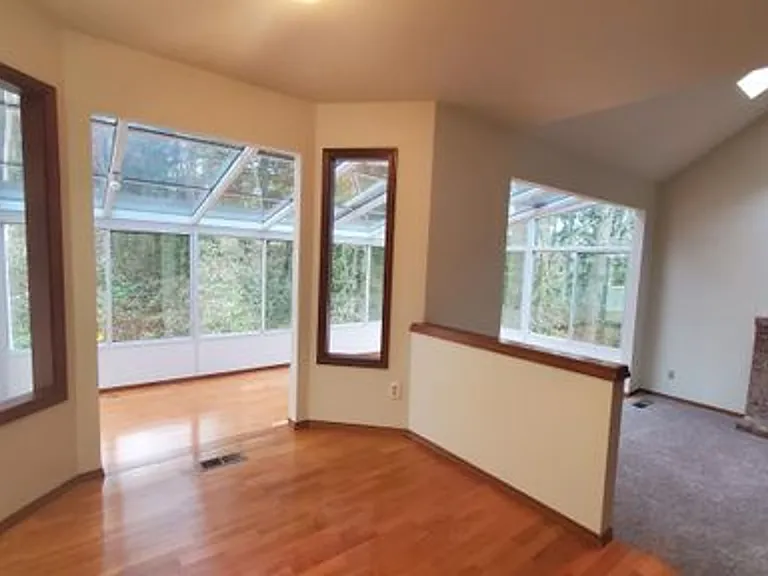 11825 NW Vaughan Ct — Photo 3