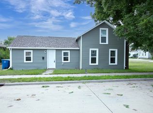 518 Dakota St, Oshkosh, WI 54902