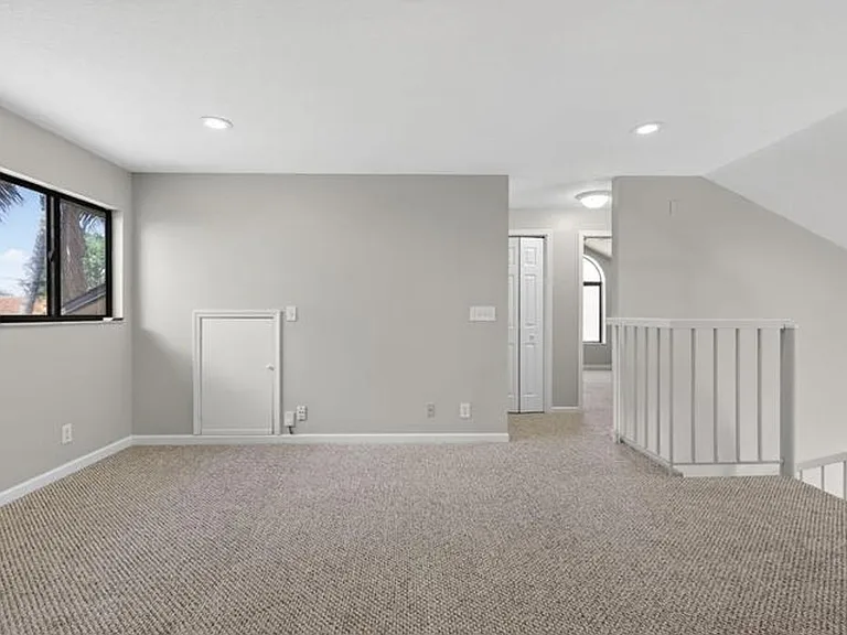 6119 Mullin St — Photo 8