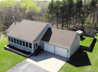 42255 Archambeau Rd, Chassell, MI 49916