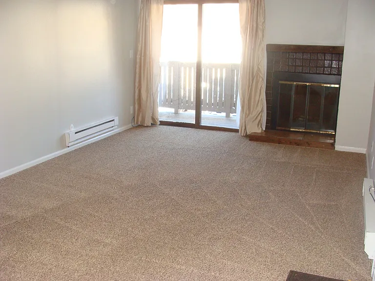 998 W Beaver Creek Blvd #B207 — Photo 2