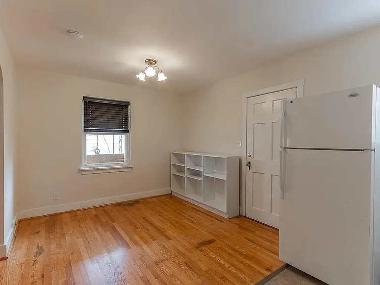 537 Long Ave — Photo 9