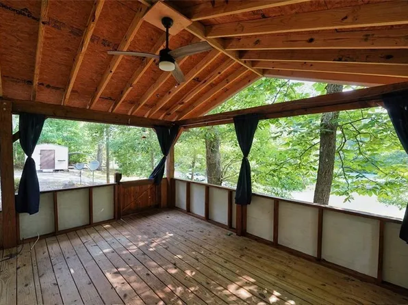 161 Chivalry Ln, Ball Ground, GA 30107