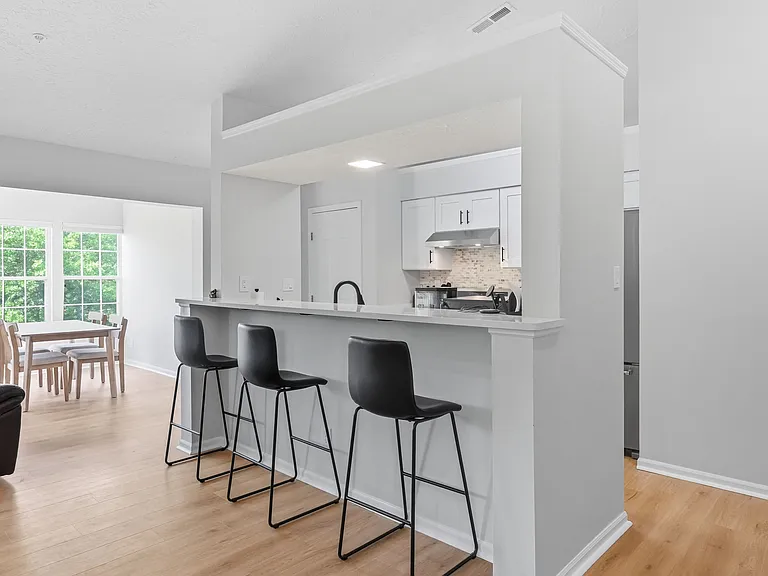 72 Eldon Way — Photo 13
