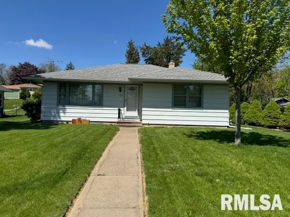 1718 N 6th St, Clinton, IA 52732