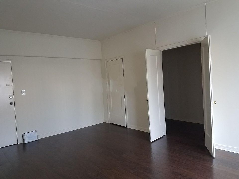2nd image of 757 1/2 S Berendo St #204