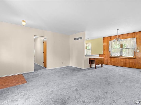 4th image of 1001 Wilmington Dr