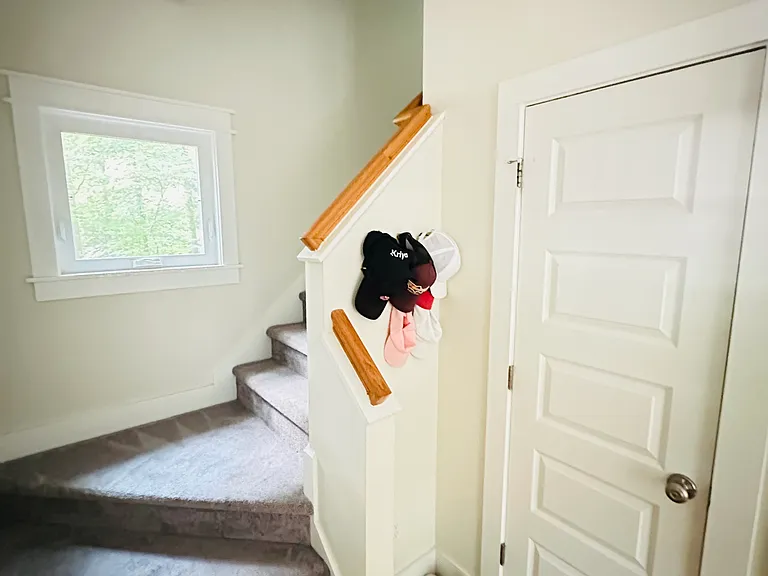 2427 Winburn Ave — Photo 11