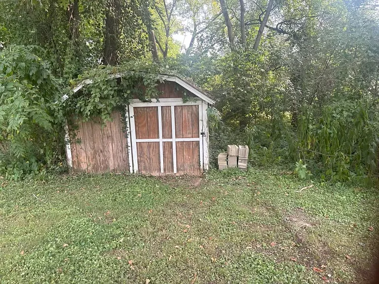 511 Bud Ave — Photo 4