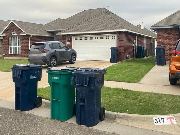2nd image of 521sw156th Ct